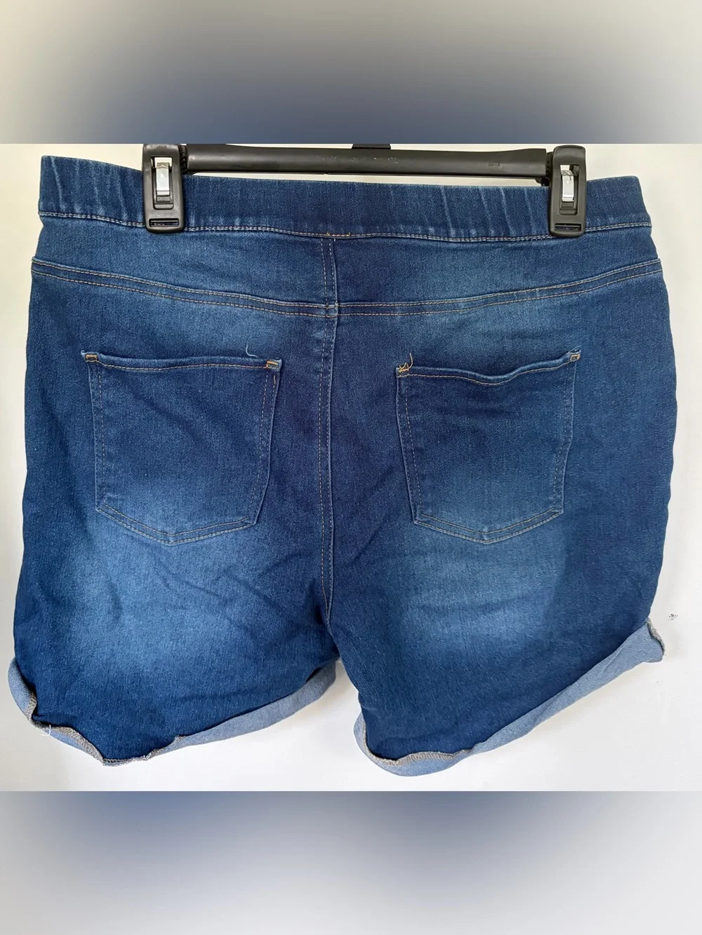 Just Be Women's  Pull-On Drawstring Denim Shorts blue size large